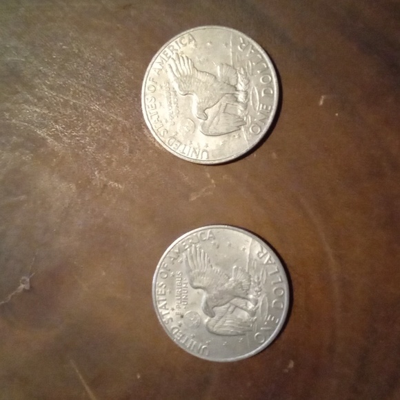 1970s Eisenhower silver dollar set - Picture 2 of 6